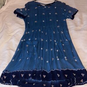Vintage Elegant Blue Maxi Dress with Heart Accents